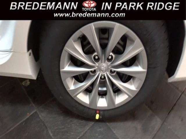 Toyota Camry 2017 photo 6